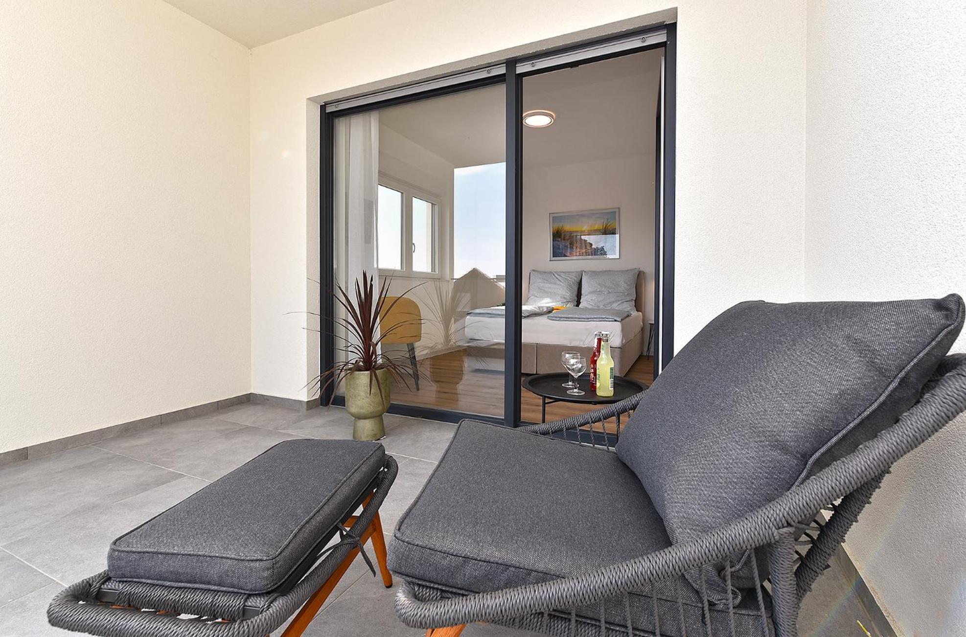 Jlo1 Mit Beheizbarem Pool Vila Peroj Exterior foto